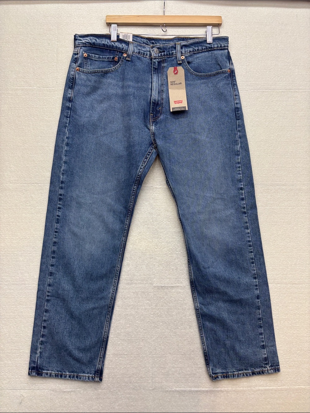 New Levi's Men's Medium Blue Relaxed Straight Jeans 505 regular 38x30 stretch